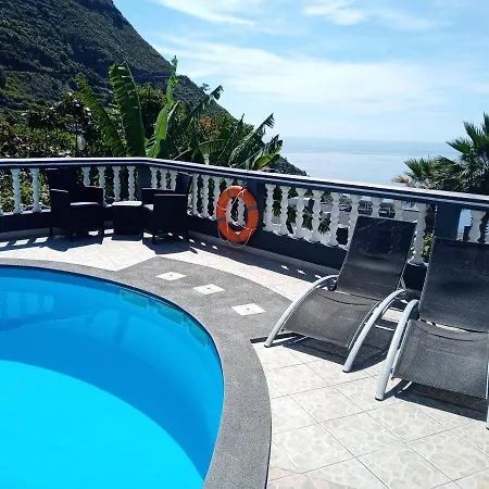 Apartament Arcos Grands With Enormous And Private Pool. Arco da Calheta (Madeira)