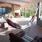 Apartment Arcos Grands With Enormous And Private Pool. Arco da Calheta (Madeira)