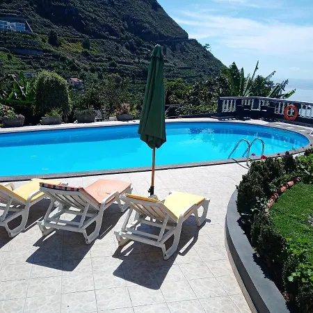 Arcos Grands With Enormous And Private Pool. * Arco da Calheta (Madeira)