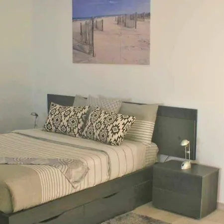 Arcos Grands With Enormous And Private Pool. Apartment Arco da Calheta (Madeira)